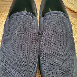 Men's skechers memory foam